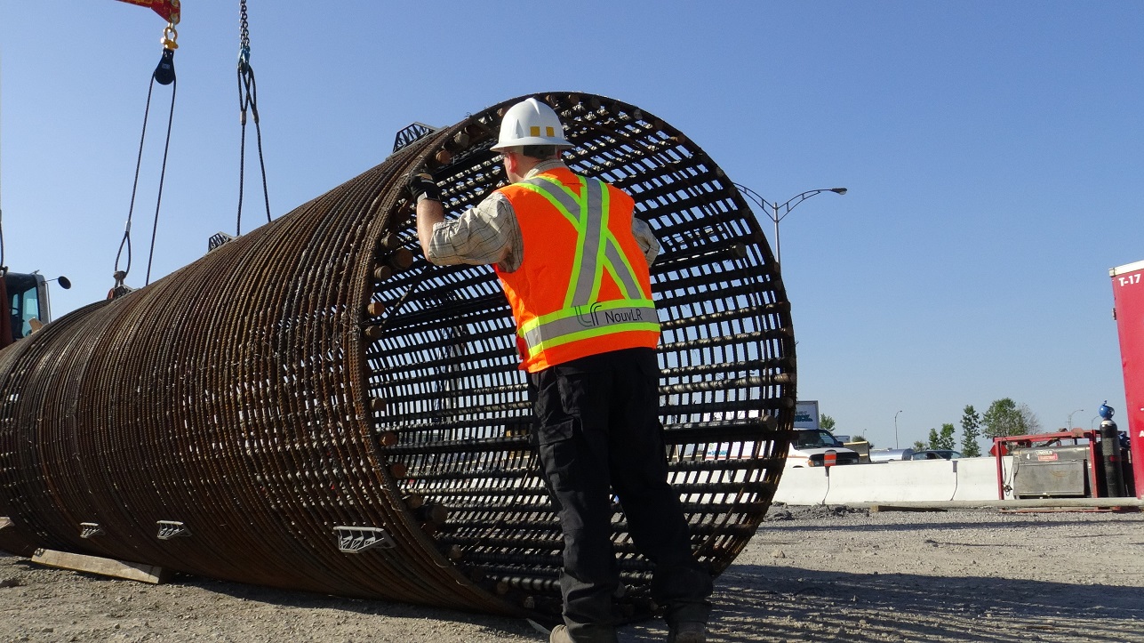 The frame of the caisson is ready to be installed