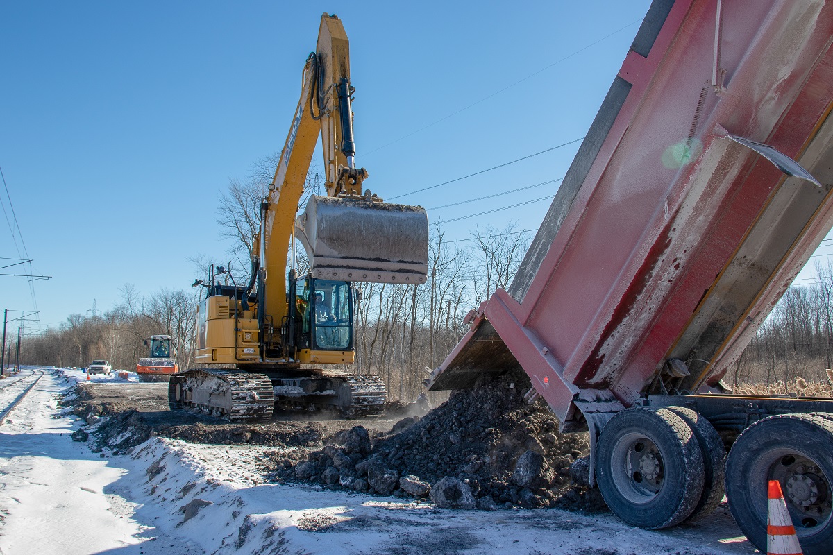 Preparation for double tracks at Bois-de-Liesse