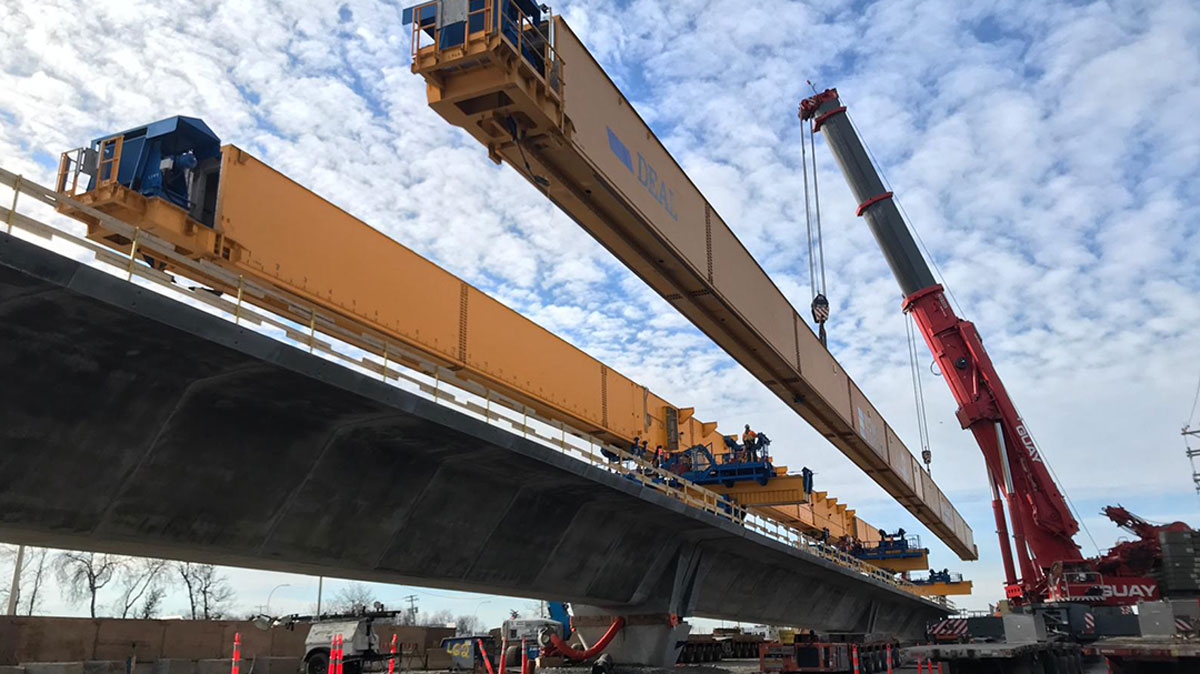 First stage of dismantling of the Anne launch beam