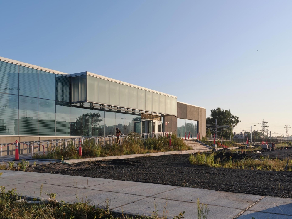 23 août 2024 – Station Bois-Franc, extérieur –  Photographe : Ulysse Lemerise 