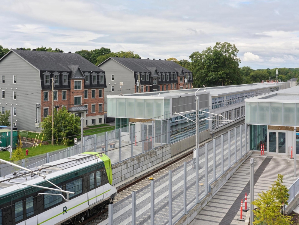 22 août 2024 – Station Grand-Moulin, extérieur – Photographe : Ulysse Lemerise 