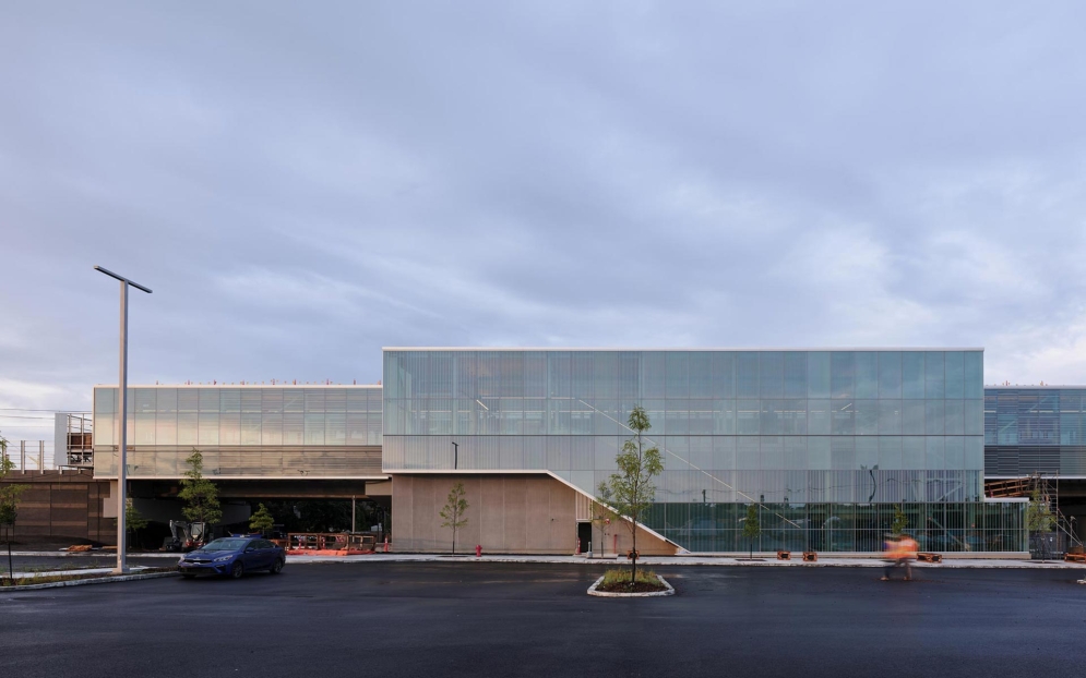 22 août 2024 – Station Sunnybrooke, extérieur – Photographe : Ulysse Lemerise 