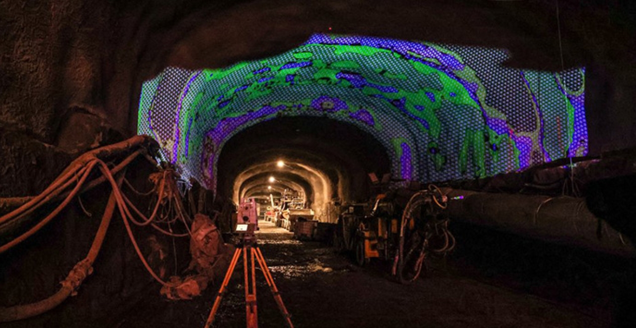 Concrete work with SOGUN technology inside the Mont-Royal tunnel - August 2022