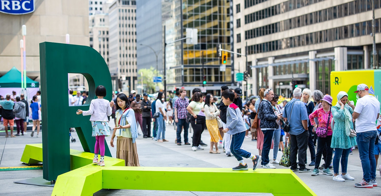 Festivities at Esplanade PVM in Place Ville Marie